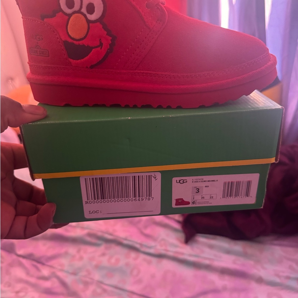 Preschool size 3 UGGS ELMO